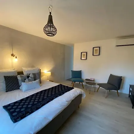 Bed & Breakfast Le Nomade En Provence Bouchet (Drome)