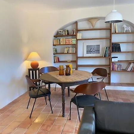 Couette-café Le Nomade En Provence Bouchet (Drome)