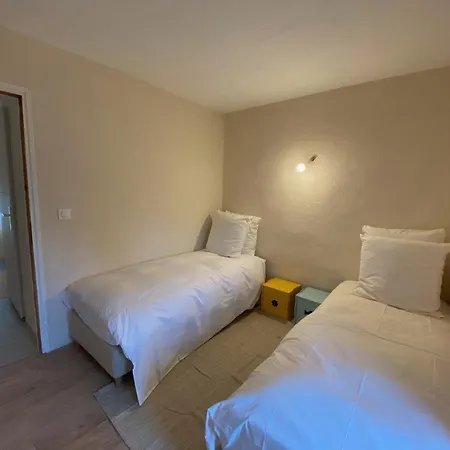 Couette-café Le Nomade En Provence 3*