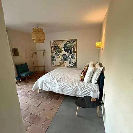 Couette-café Le Nomade En Provence Bouchet (Drome)